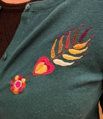 Gilet avec motif fleur et fleche feu